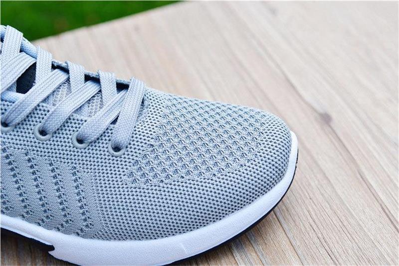 Mäns bekväma mesh gummi kudde Sole Sneakers